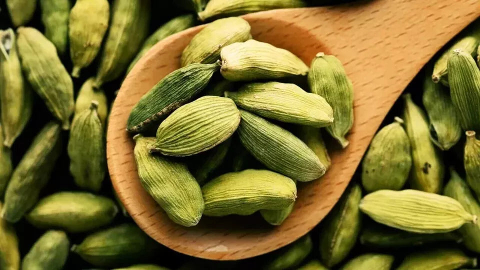 Gousses de cardamome verte entières de qualité supérieure (57 g, 140 g, 280 g, 450 g) - Fraîches et aromatiques